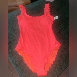 NWT AERIE SCALLOPED ONE PIECE